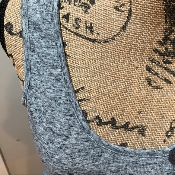 ▪️Tank with Flower Adornment - Picture 7 of 7